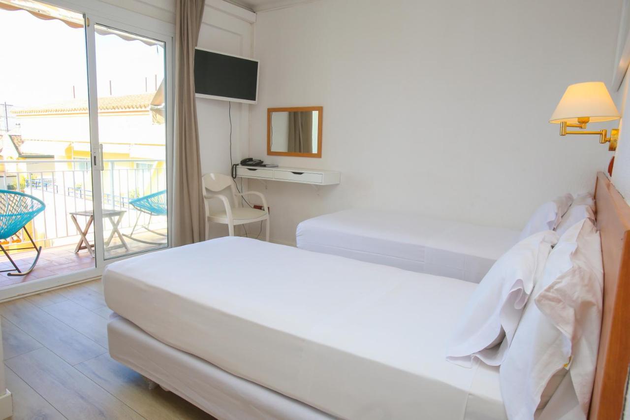 Solvi Hotel - Adults Only Vilanova i la Geltrú Exterior photo