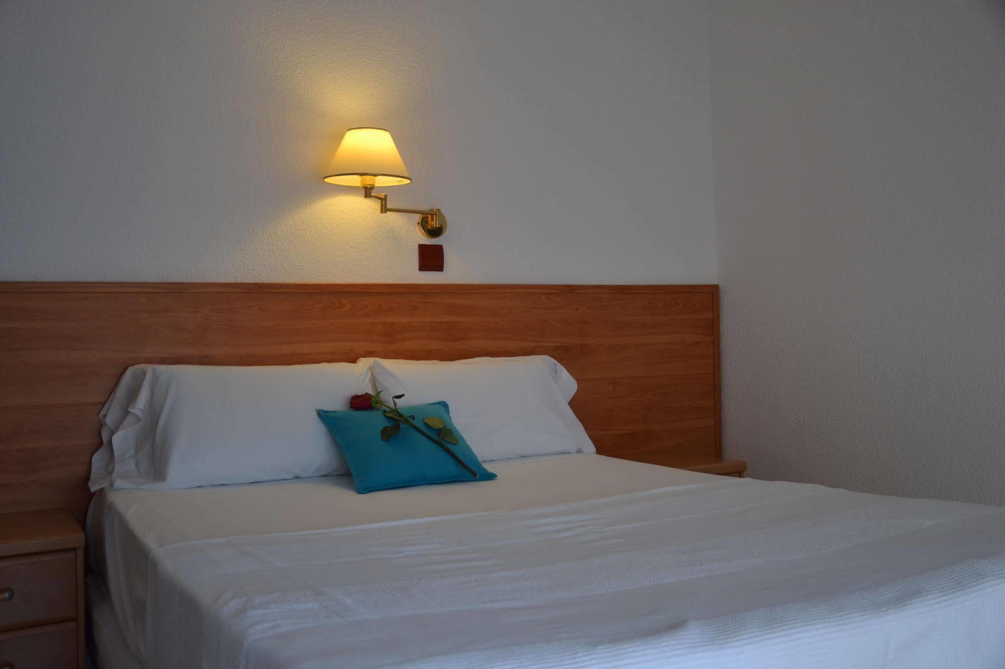 Solvi Hotel - Adults Only Vilanova i la Geltrú Exterior photo