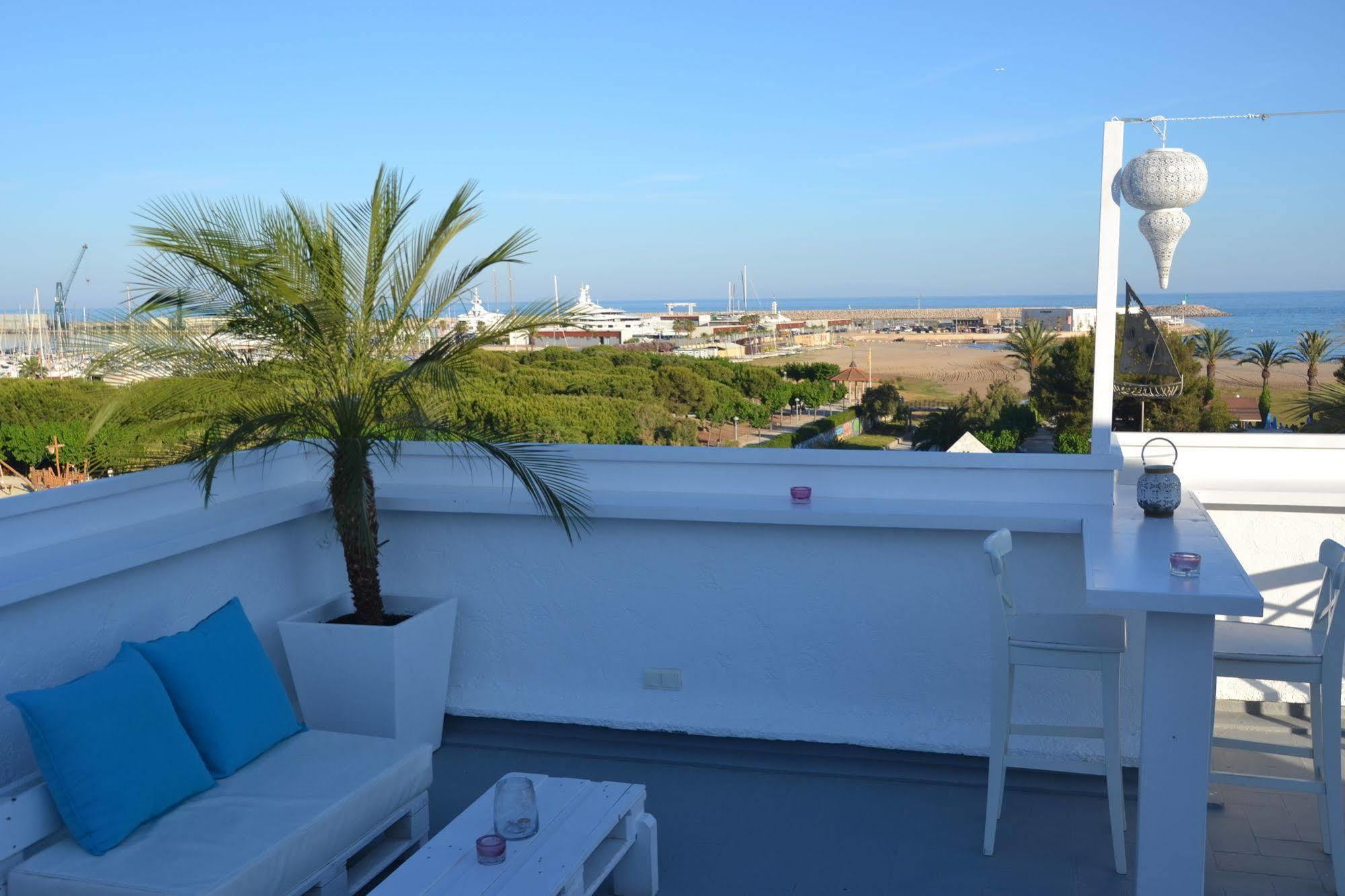 Solvi Hotel - Adults Only Vilanova i la Geltrú Exterior photo